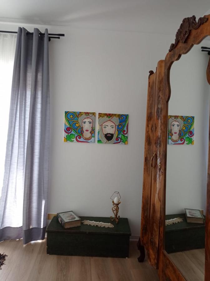 Casa Vacanze Borgo Gulini Da Anna 페트랄리아 소프라나 외부 사진