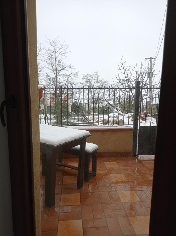 Casa Vacanze Borgo Gulini Da Anna 페트랄리아 소프라나 외부 사진